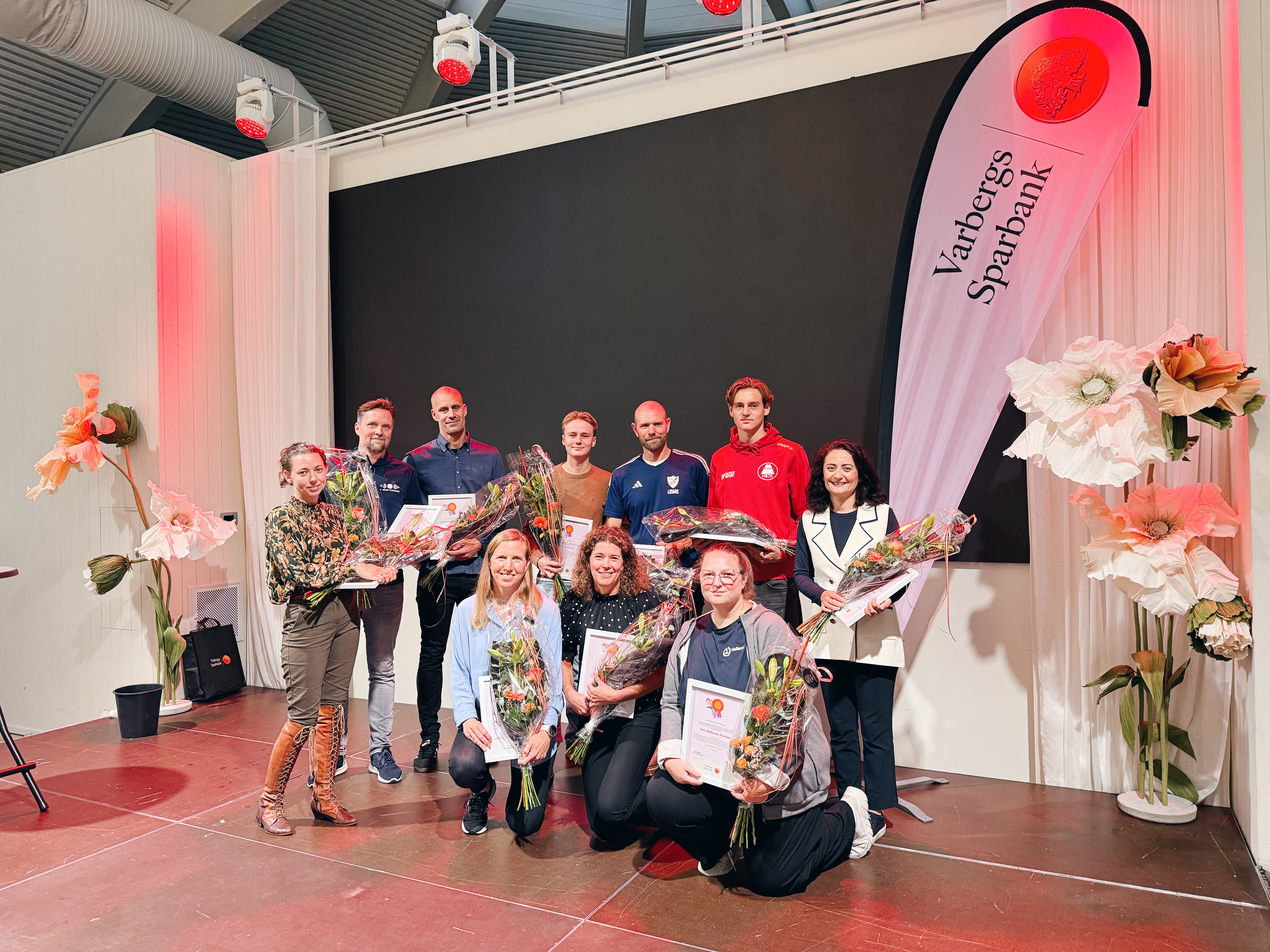 Ett foto på Ungdomsledarstipendievinnarna 2026